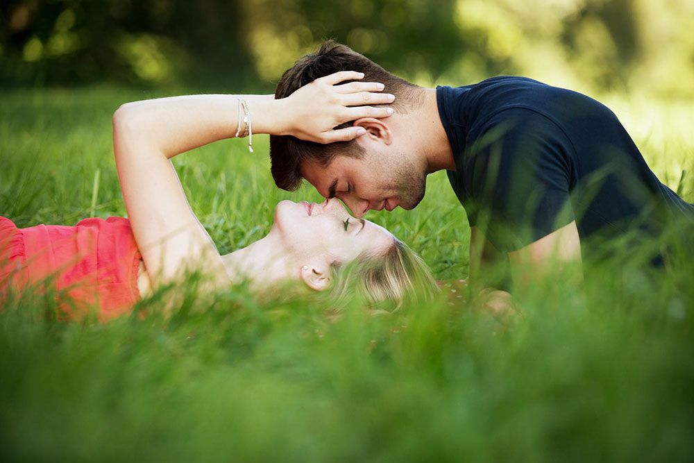 How To Make A Man Fall In Love With You – 20 Tips To Make A Guy Fall For You