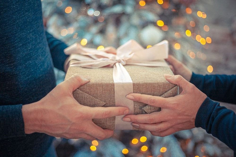 Top 10 New Year Gift Ideas For Boyfriend 2019