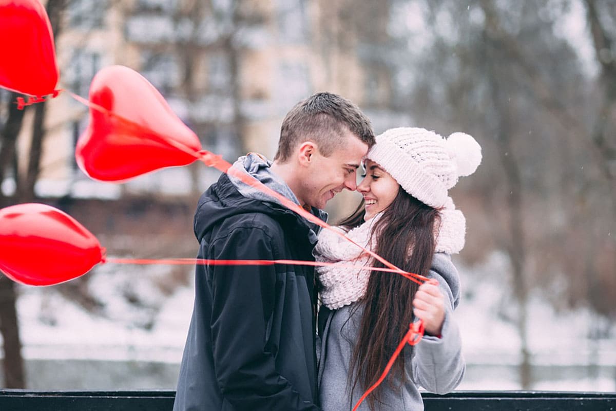 How To Make A Girl Fall In Love With You – 21 Tips To Make Her Fall For You